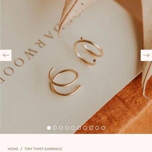 Hello Adorn Tiny Twist Hoop Earrings - Gold